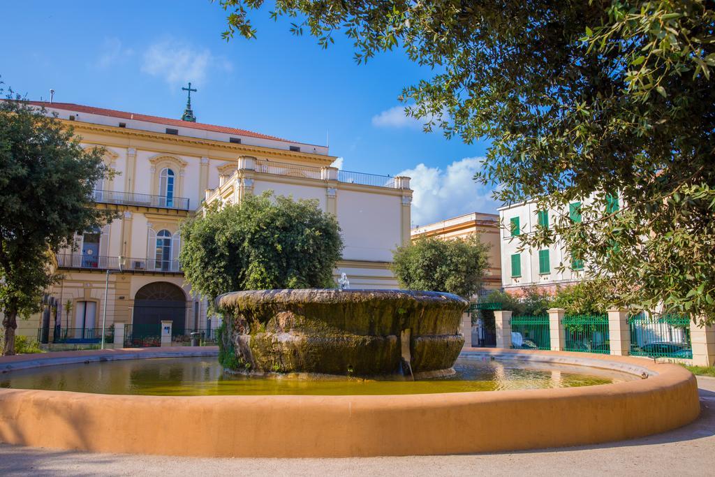 Gleda Rooms In The Square بومبيي المظهر الخارجي الصورة